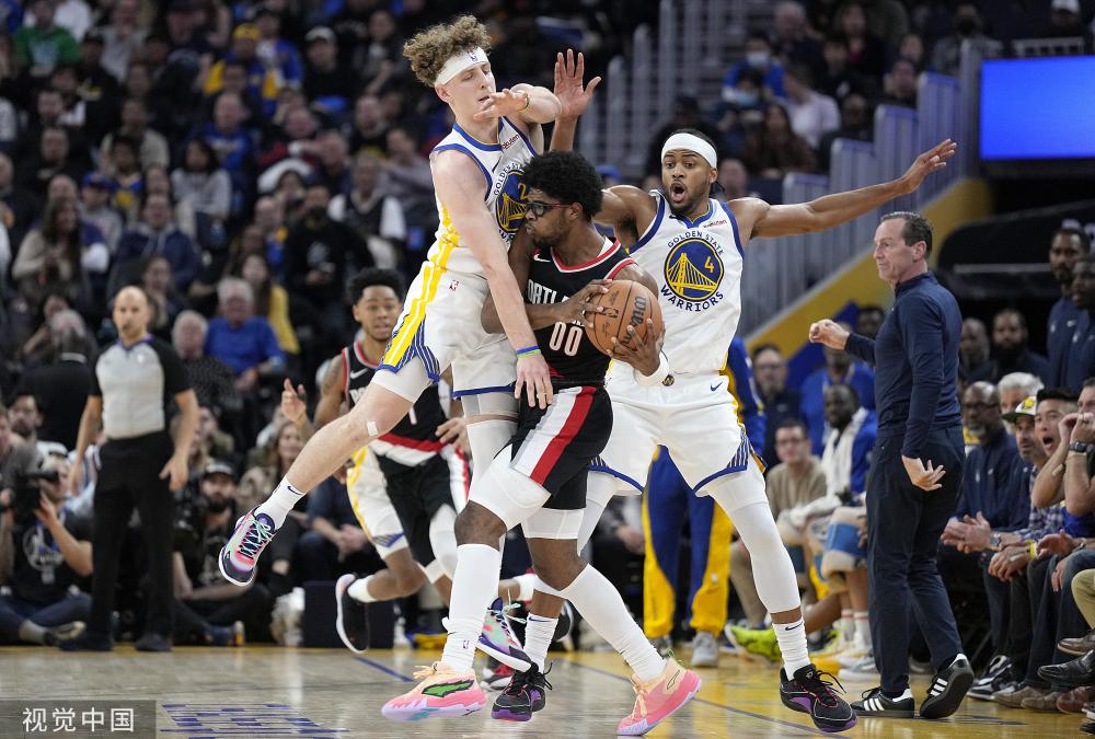 双方球队的 双方球队的